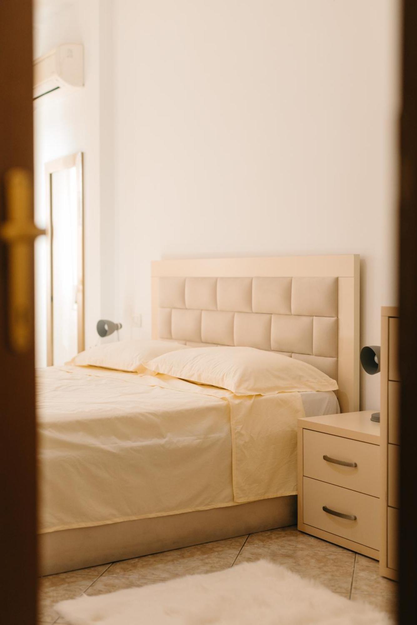 Rs Place 1-Bedroom Apartment تيرانا المظهر الخارجي الصورة